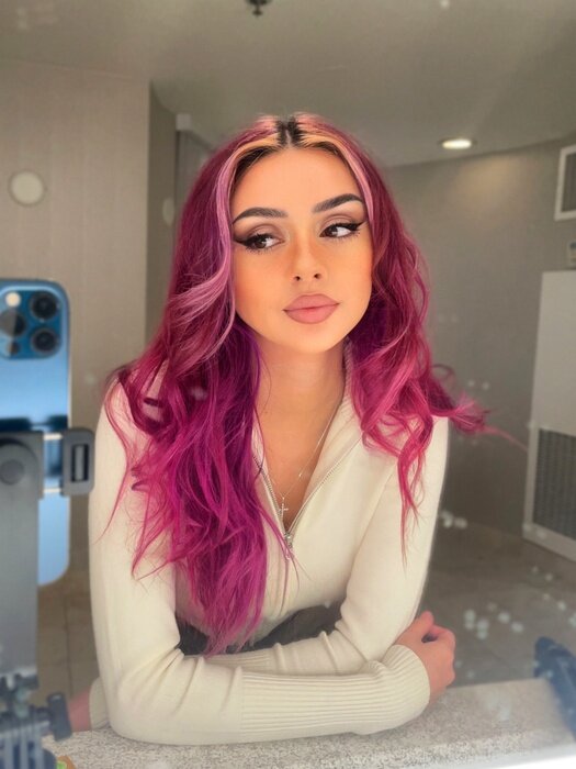 Mellyplease (@mellyplease), OnlyFans creator