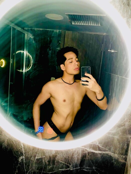 Menloveralex (@menlover.alex), OnlyFans creator