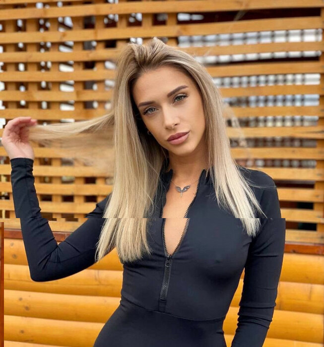 Maria (@merrybabyy), OnlyFans creator