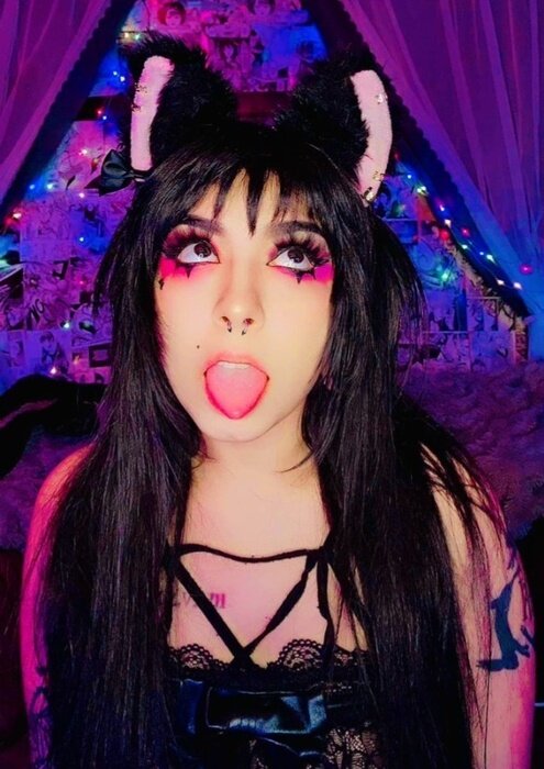 Messynessy420 (@messynessy420), OnlyFans creator
