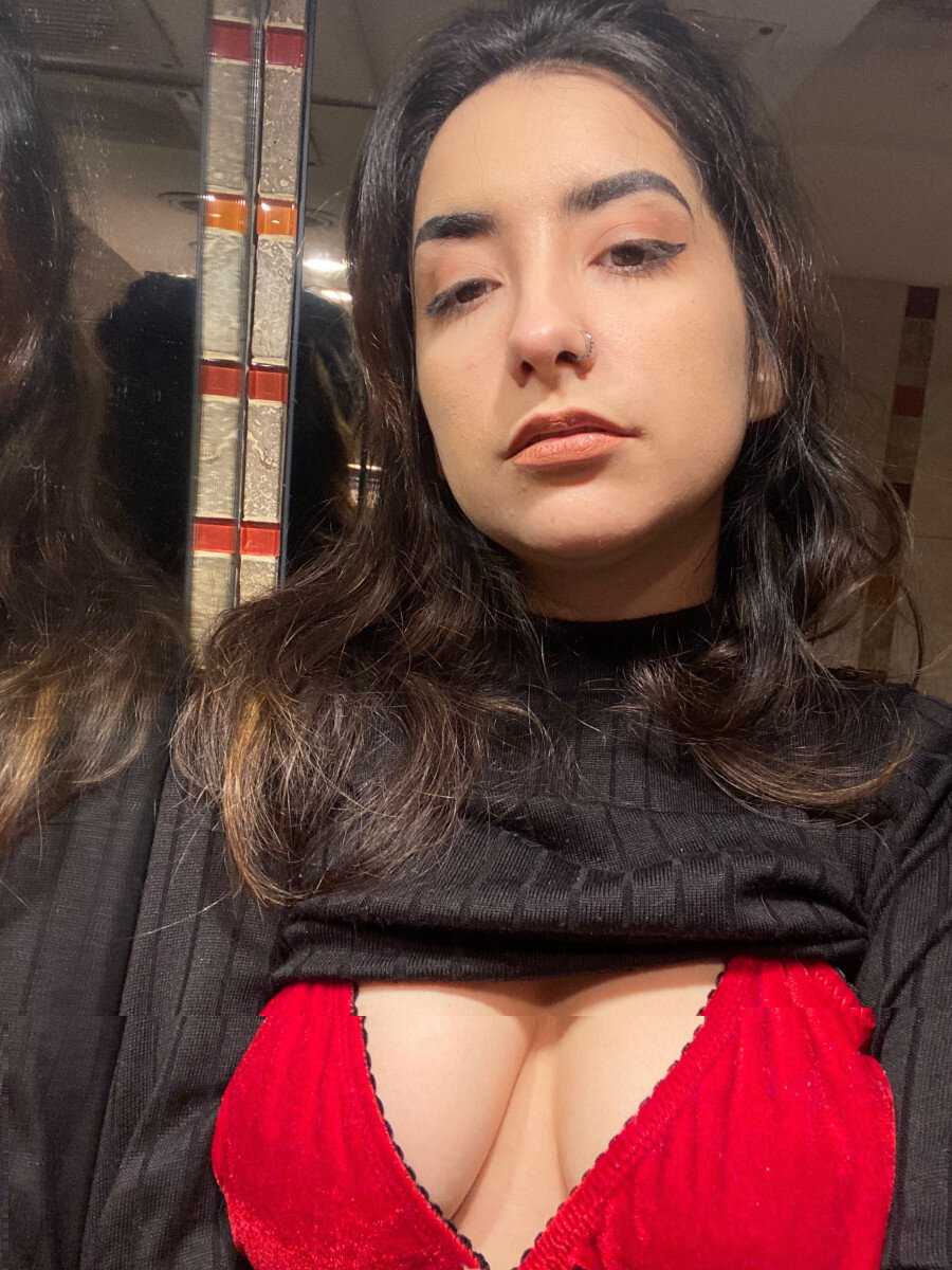 Mewmewmiaufree (@mewmewmiaufree), OnlyFans creator