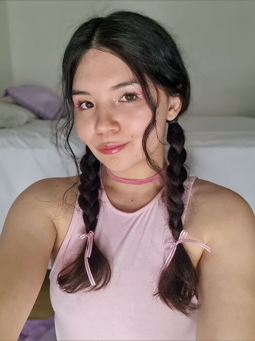 Miaapetite (@miaapetite), OnlyFans creator