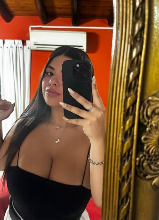 Miatempest19 (@miatempest19), OnlyFans creator