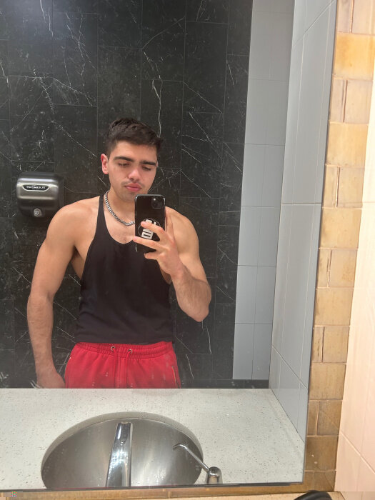 Michael (@michaeltanner69), OnlyFans creator