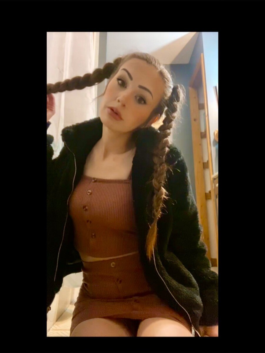 Midniteballerina (@midniteballerina), OnlyFans creator