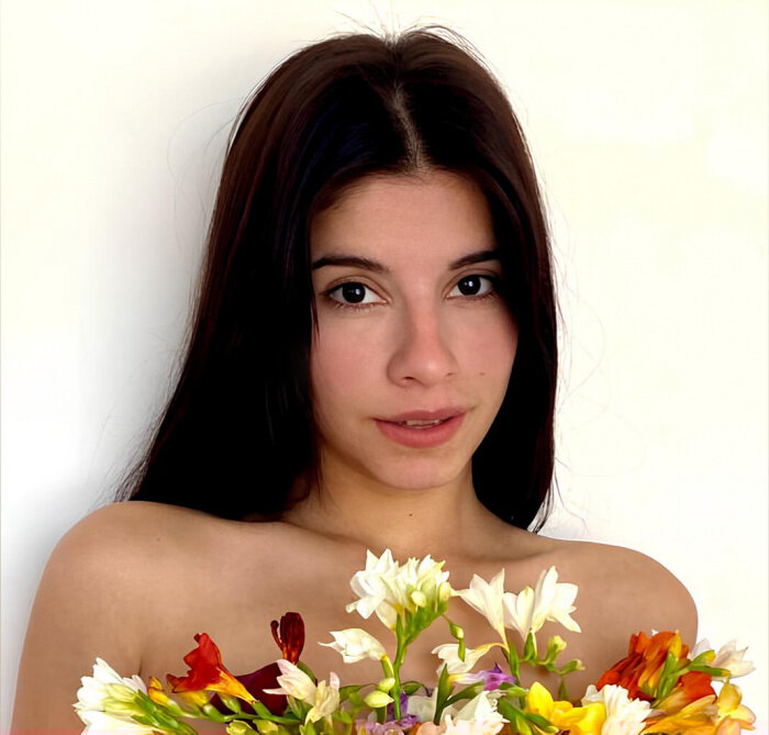Mikamikaela (@mikamikaela), OnlyFans creator