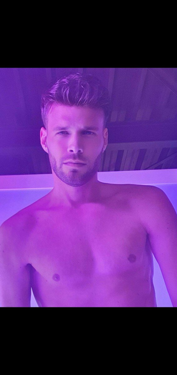 Mikievw (@mikievw), OnlyFans creator