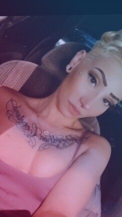 Milarosesxoxo (@milarosesxoxo), OnlyFans creator
