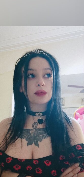 Milenniavampyr (@milenniavampyr), OnlyFans creator
