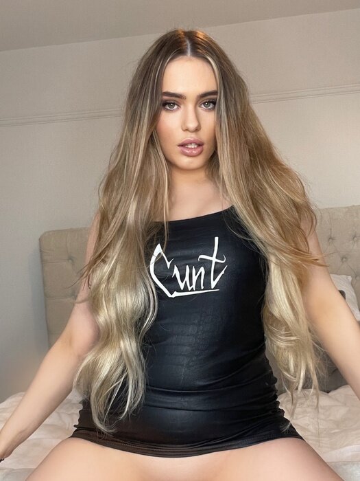 Milliethemistress (@milliethemistress), OnlyFans creator