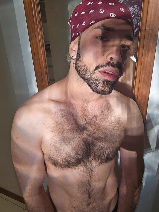 Miloferozxfree (@miloferozxfree), OnlyFans creator