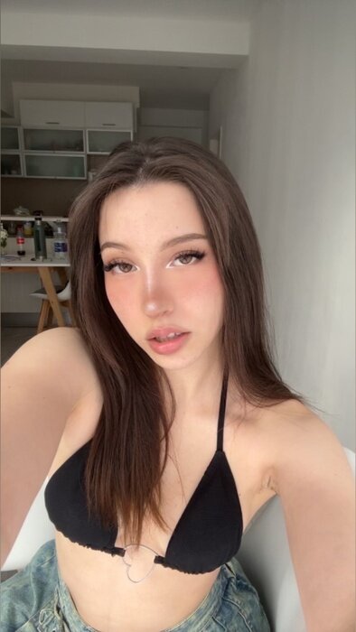 Miniyas (@miniyas), OnlyFans creator