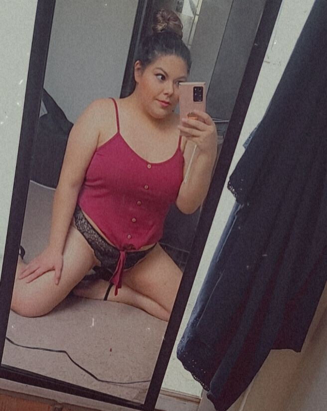Minnierms (@minnie_rms), OnlyFans creator