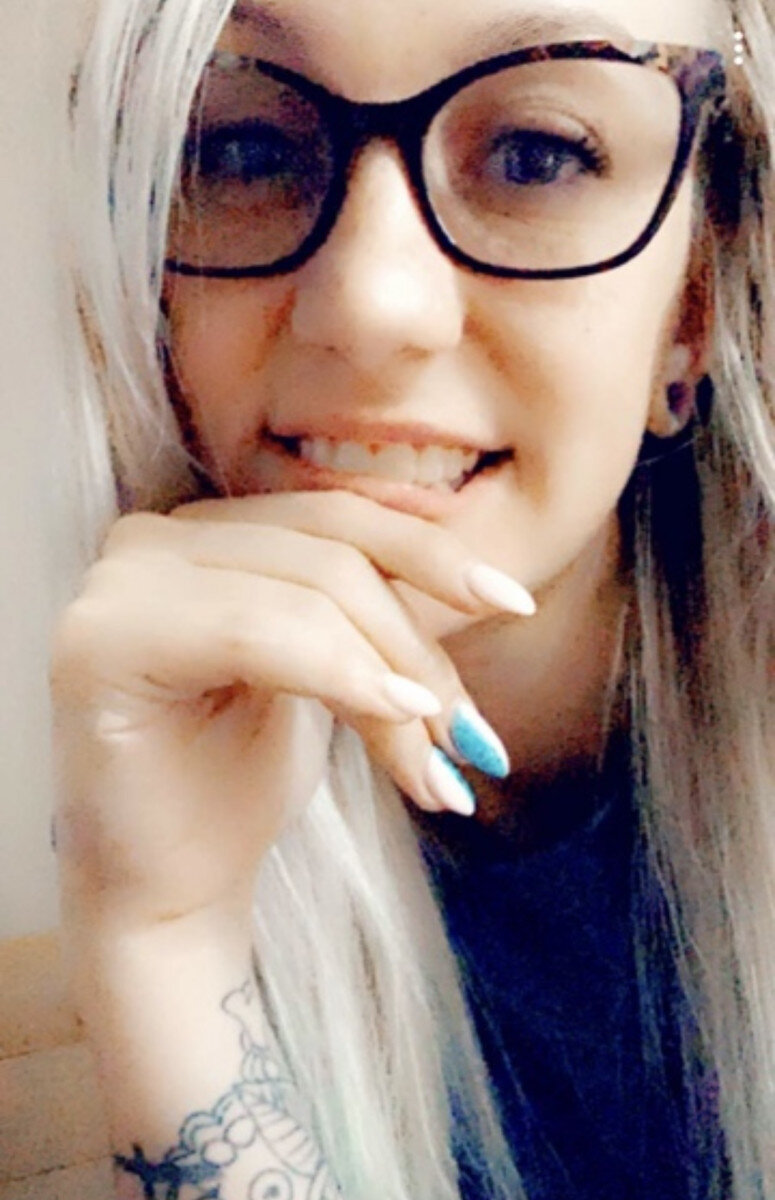 Mintblonde355 (@mintblonde355), OnlyFans creator