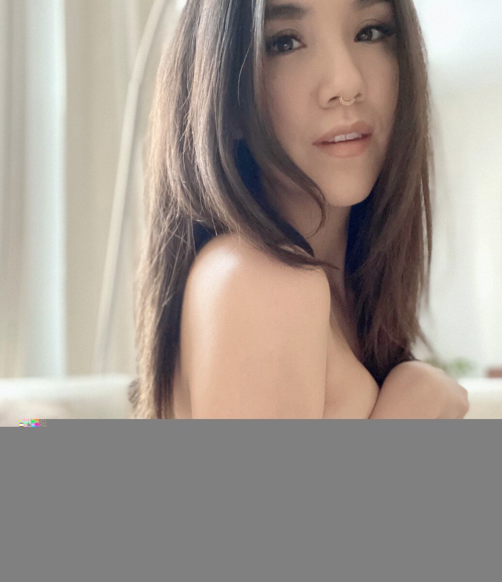 Mirahlovess (@mirahlovess), OnlyFans creator