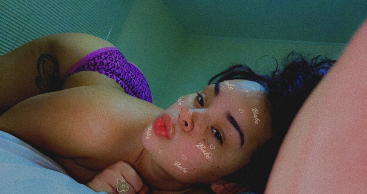Mirandayeseniaa (@mirandayeseniaa), OnlyFans creator
