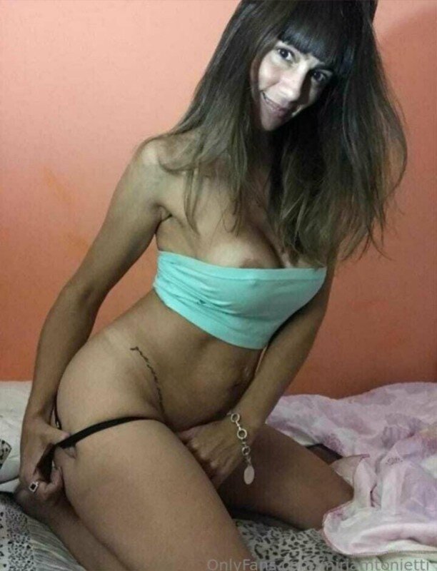 Miriamtonietti (@miriamtonietti), OnlyFans creator
