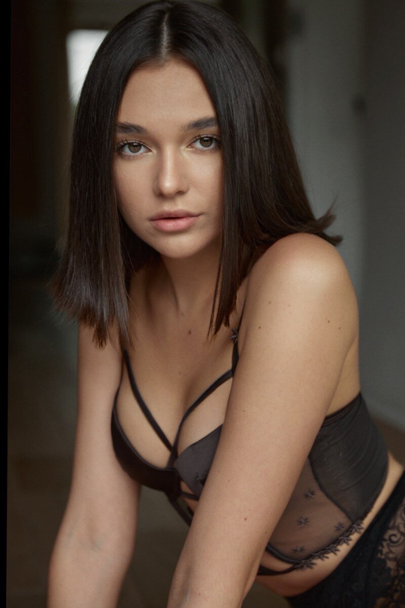 Mirrachubarova (@mirrachubarova), OnlyFans creator