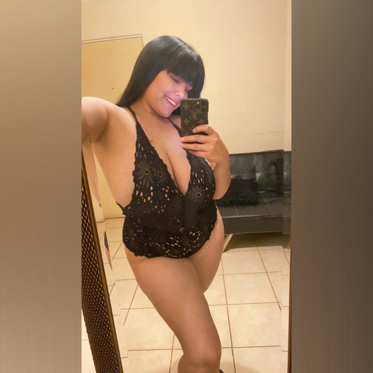 Mishellalmendra2334 (@mishellalmendra2334), OnlyFans creator