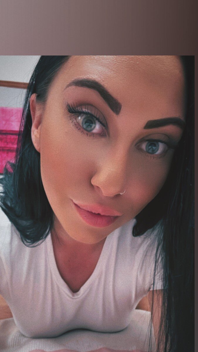 Misschloelouise (@miss_chloe_lou_ise), OnlyFans creator