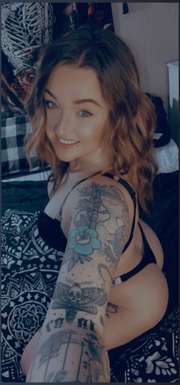 Missmayhem06 (@miss_mayhem06), OnlyFans creator