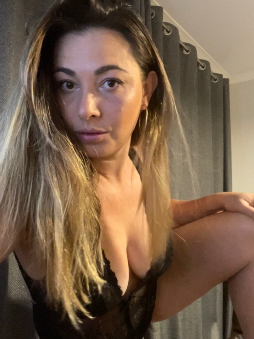 Missrosiej (@miss_rosiej), OnlyFans creator