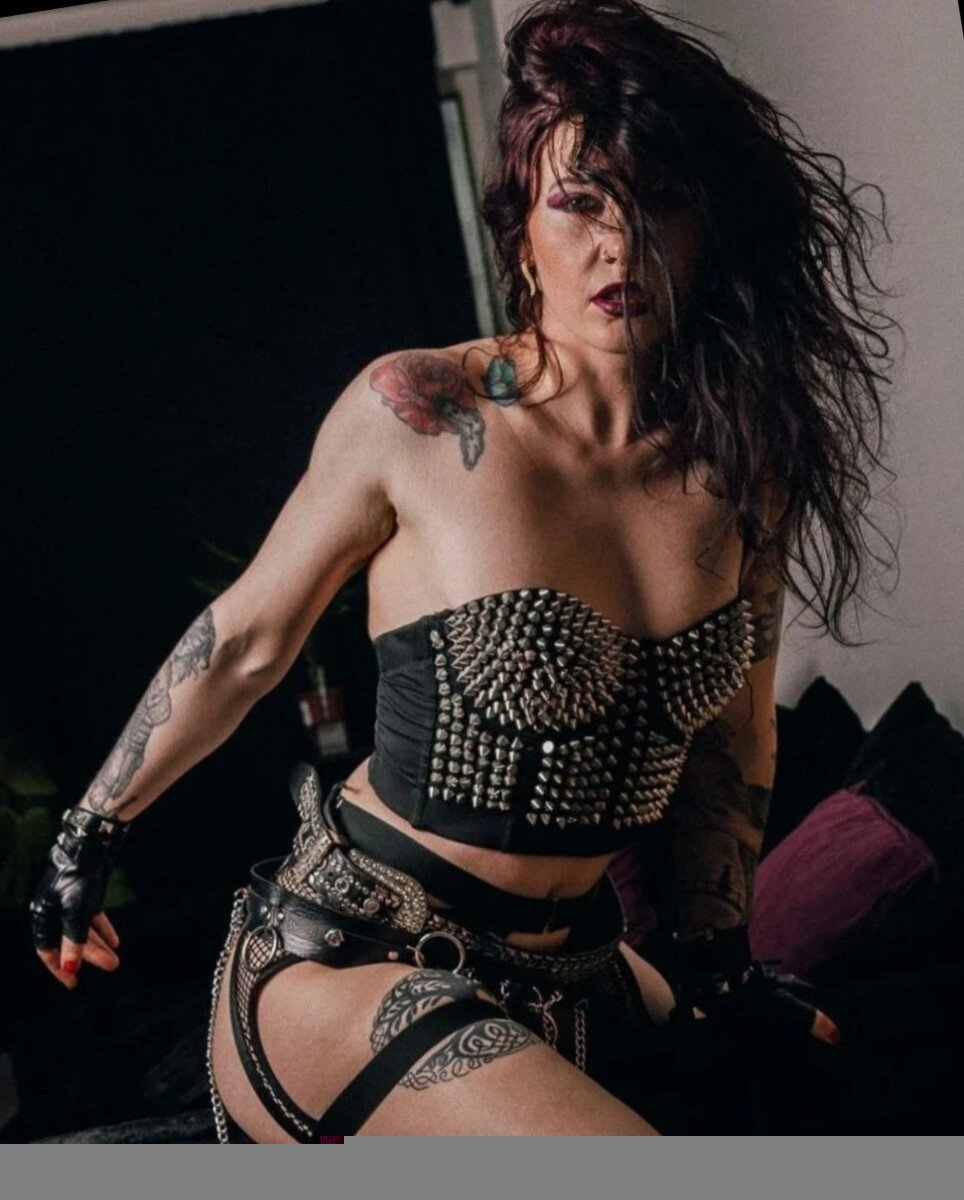 Missbellablakx (@missbellablakx), OnlyFans creator