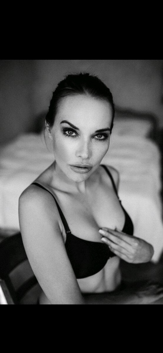 Missbelle87 (@missbelle87), OnlyFans creator