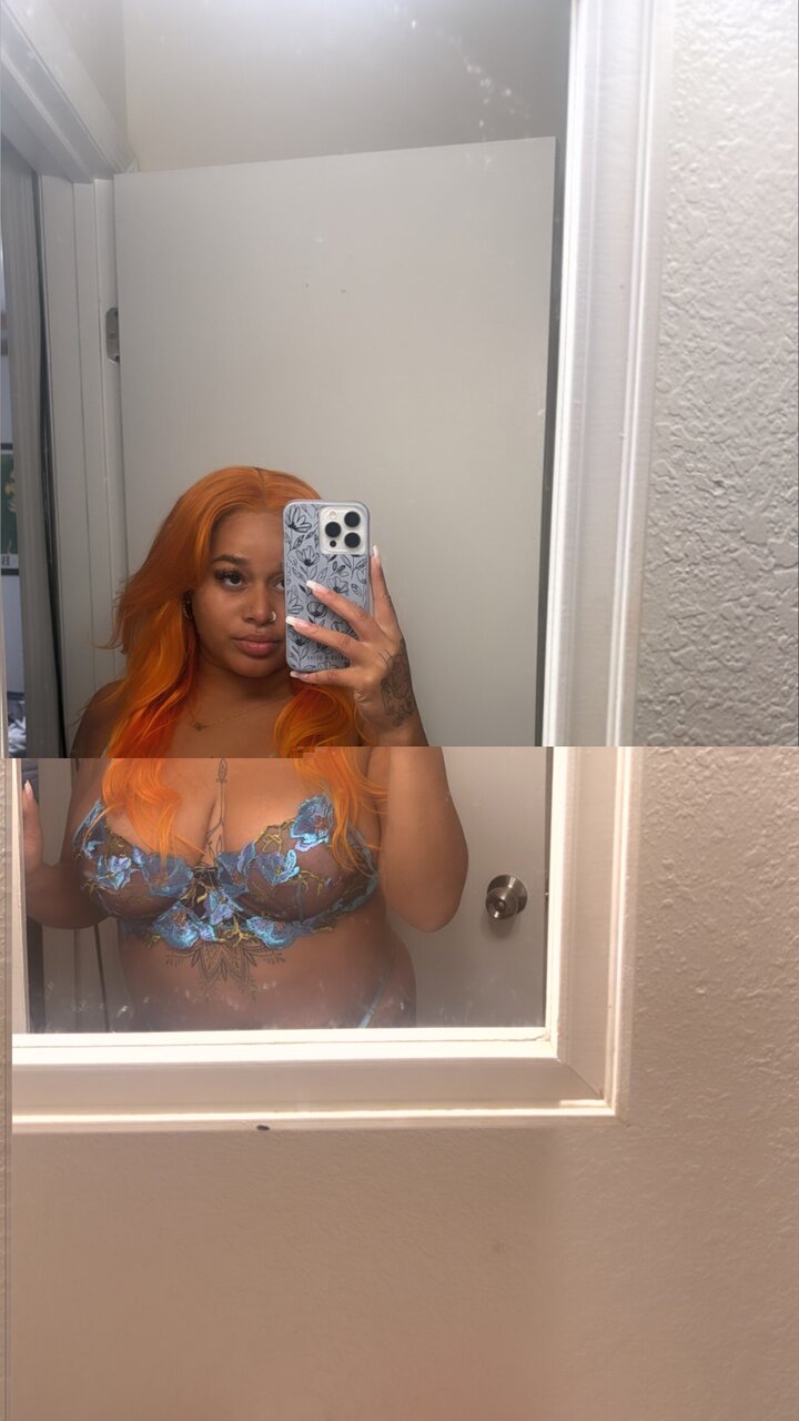 Missbloomm (@missbloomm), OnlyFans creator