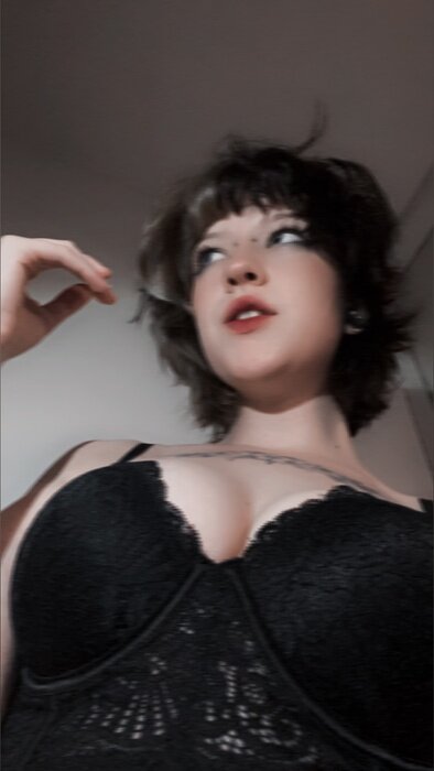 Misscalyope (@misscalyope), OnlyFans creator