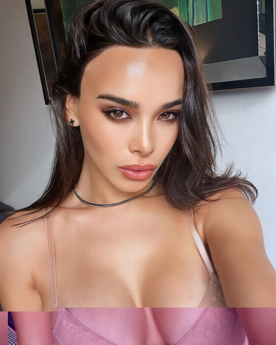 Misscatalin (@misscatalin), OnlyFans creator