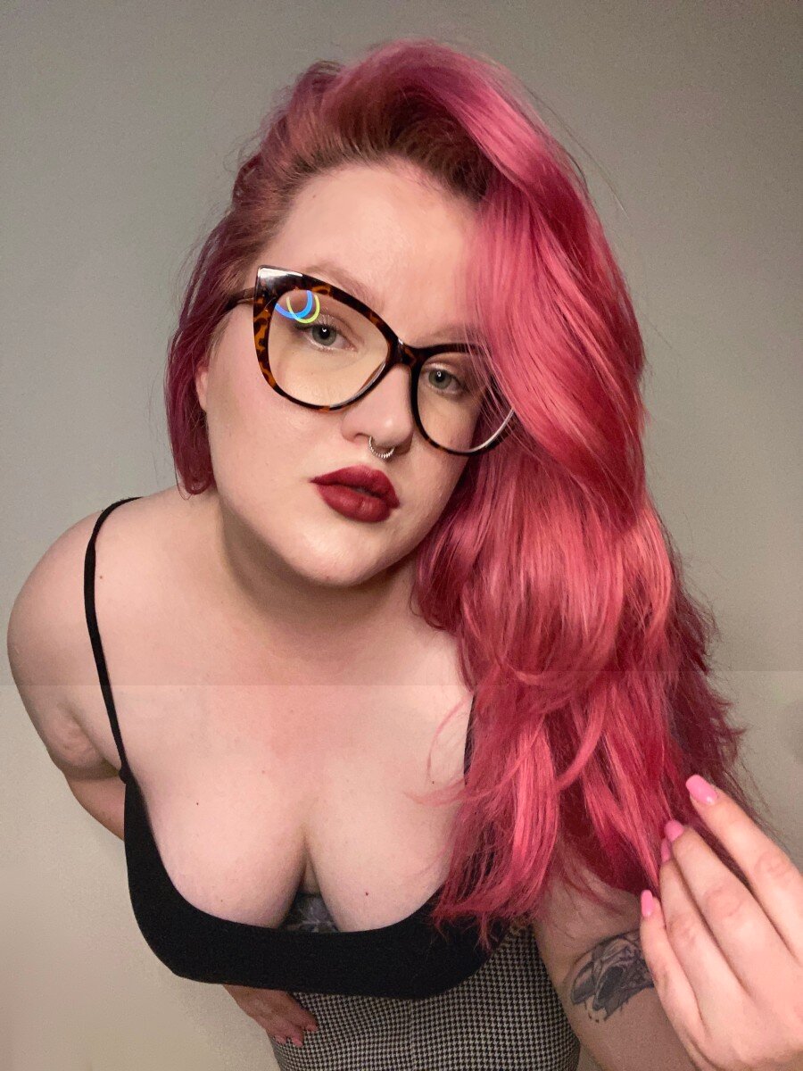 Misscinder (@misscinder), OnlyFans creator