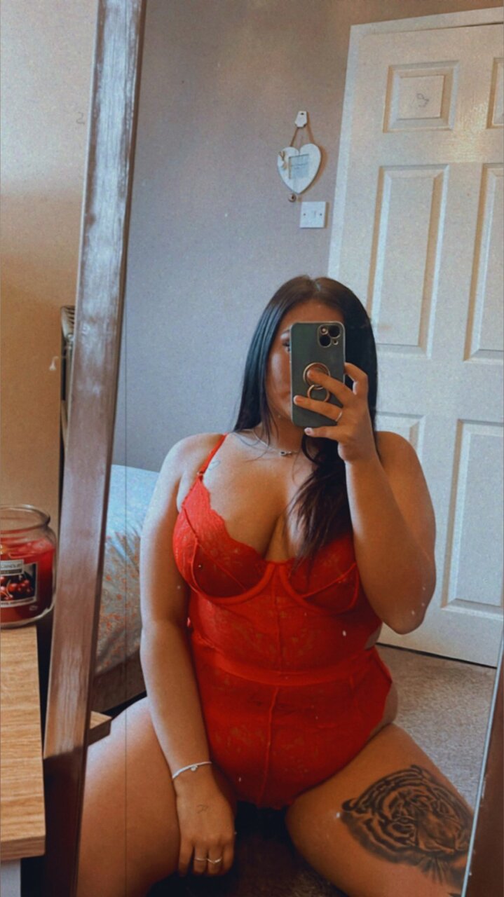 Misscuriousbls (@misscuriousbls), OnlyFans creator