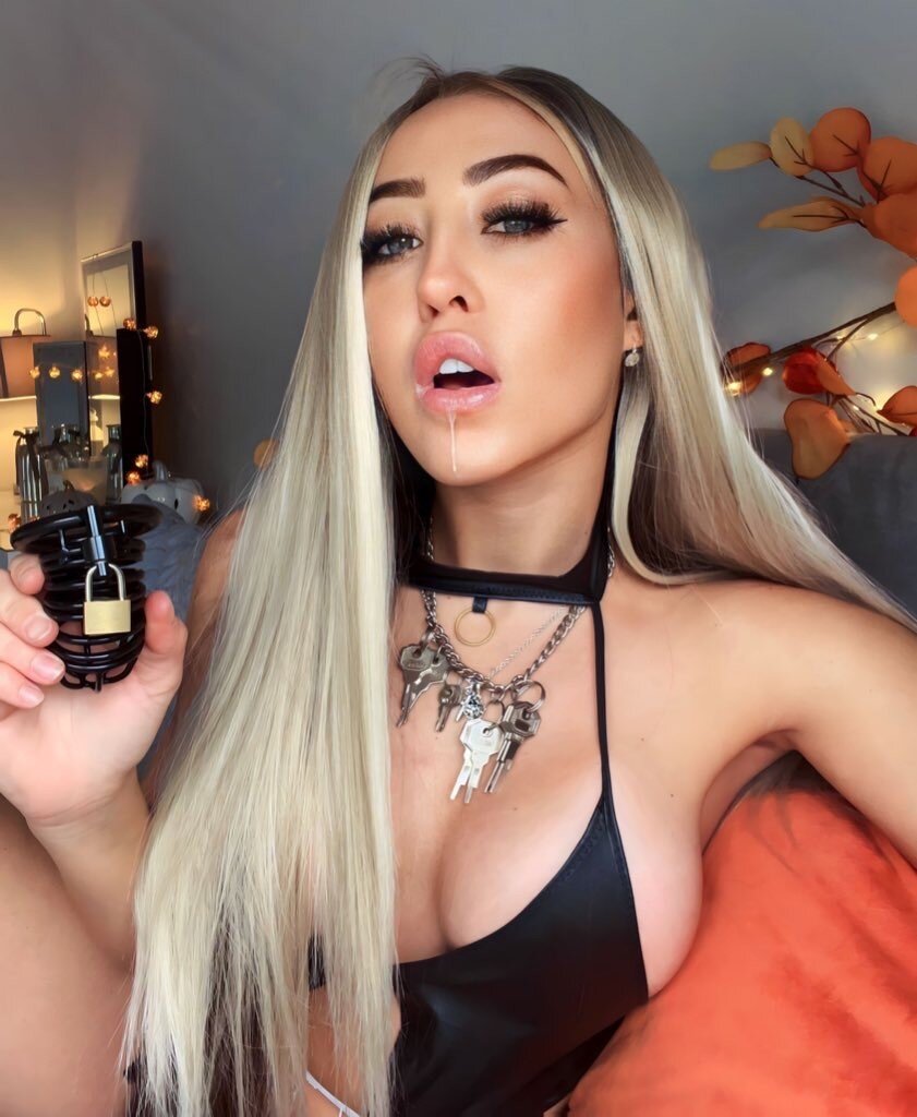 Missevielock (@missevielock), OnlyFans creator