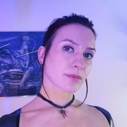 Missfloraberlin (@missfloraberlin), OnlyFans creator