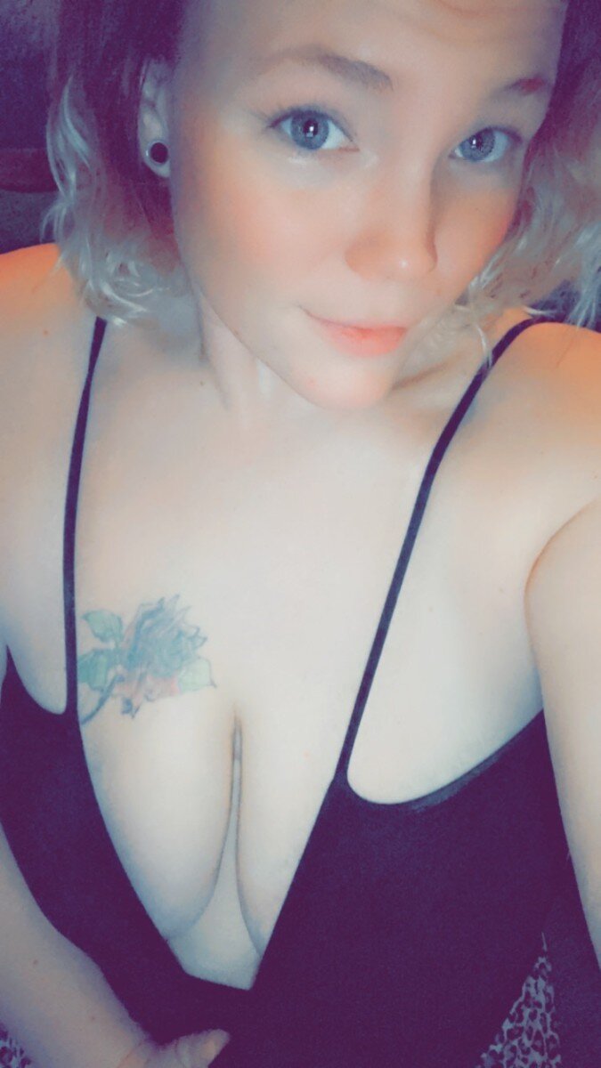 Misskrazy92 (@misskrazy92), OnlyFans creator