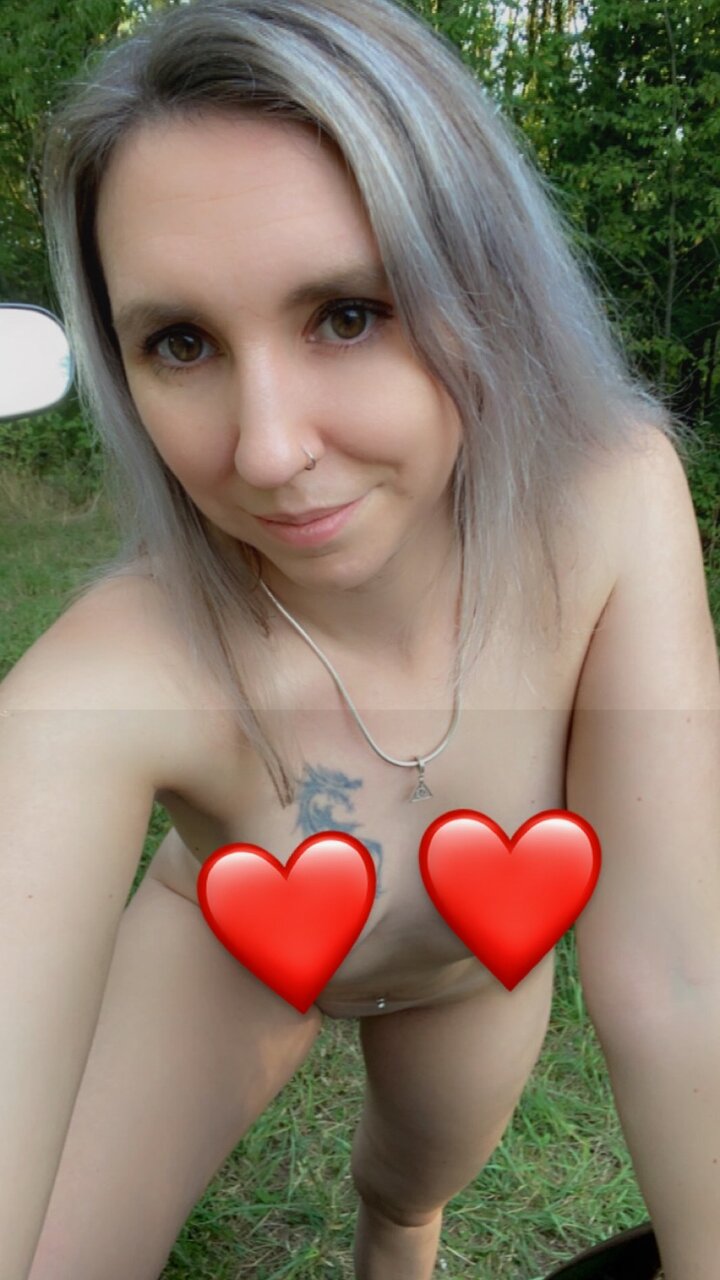 Missmagic1606 (@missmagic1606), OnlyFans creator
