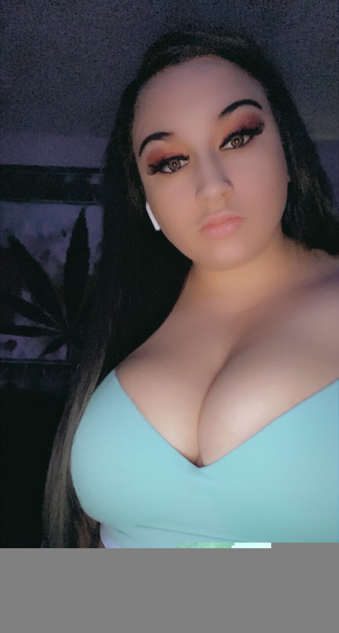 Misspretty513 (@misspretty513), OnlyFans creator