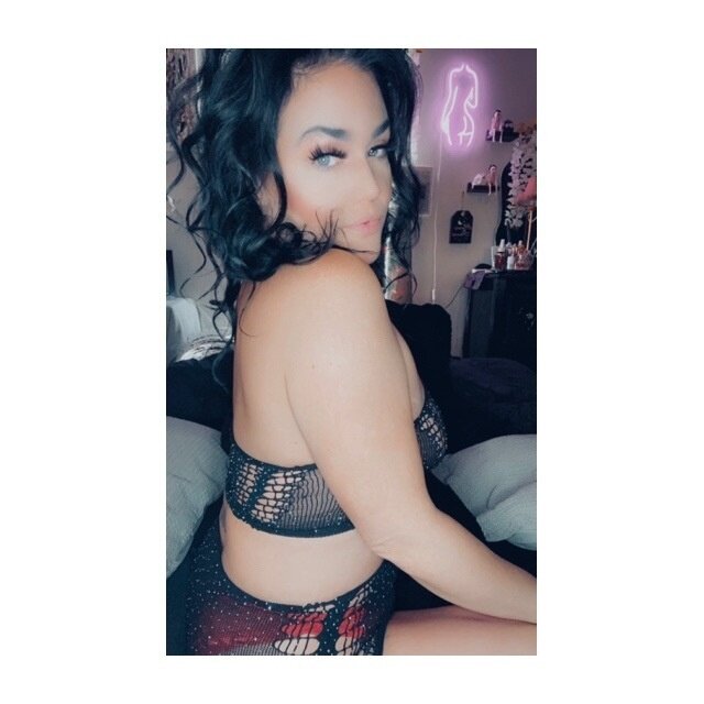 Misssarahmae (@misssarahmae), OnlyFans creator