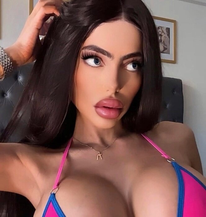 Misstinyc (@misstinyc), OnlyFans creator