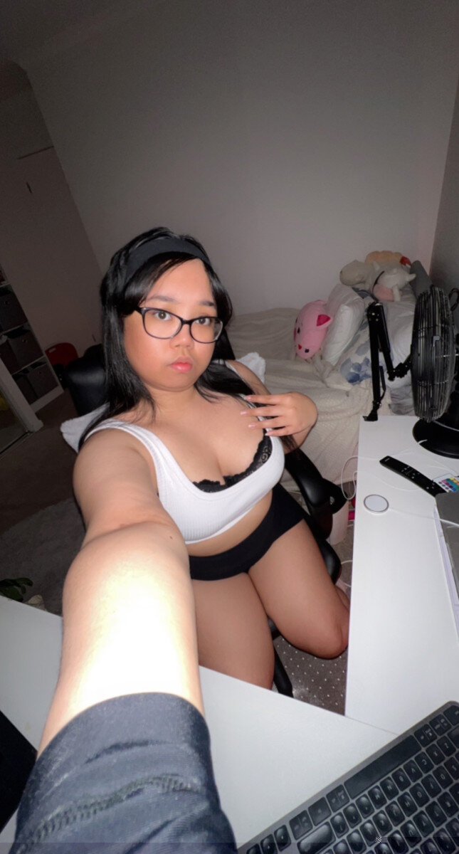 Missvalntina (@missvalntina), OnlyFans creator