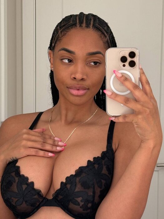 Missvenice (@missvenice), OnlyFans creator