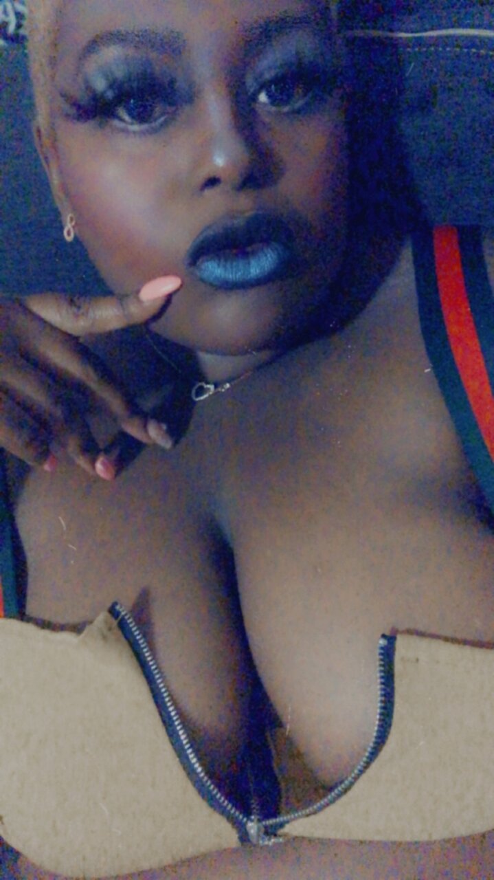 Mizzautum (@mizzautum), OnlyFans creator