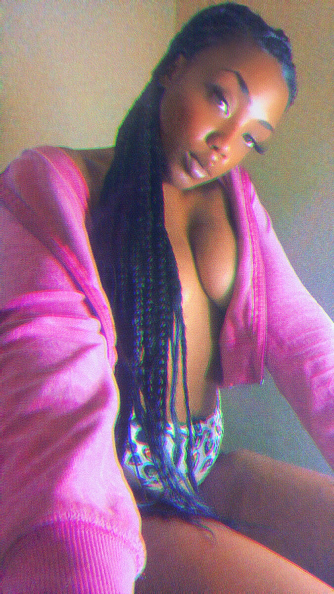 Modesii (@modesii), OnlyFans creator