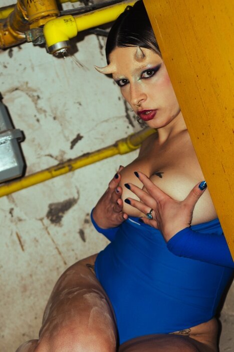 Moira3x (@moira3x), OnlyFans creator