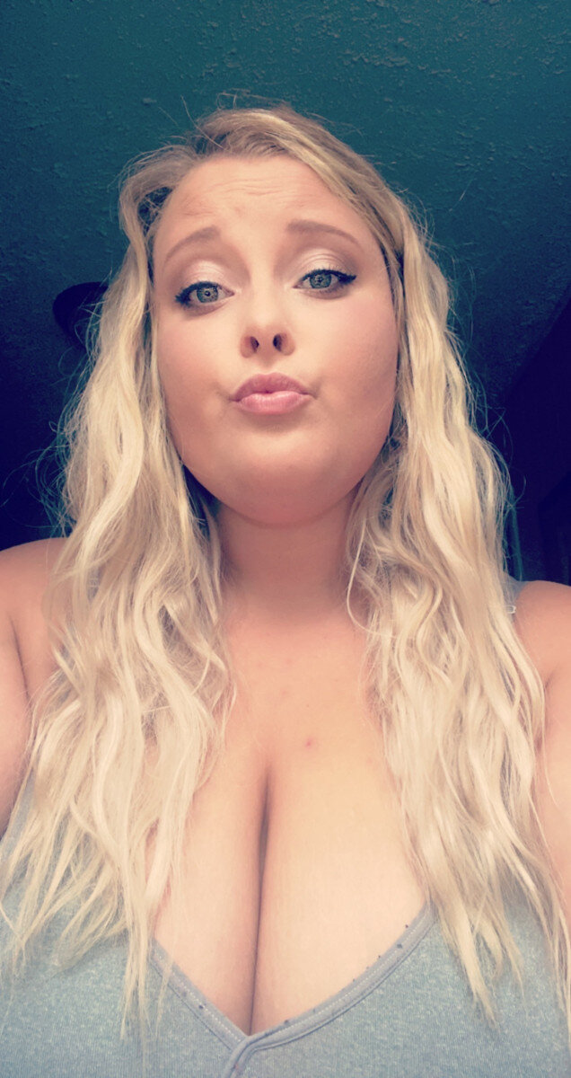 Mommybabyyy (@mommybabyyy), OnlyFans creator