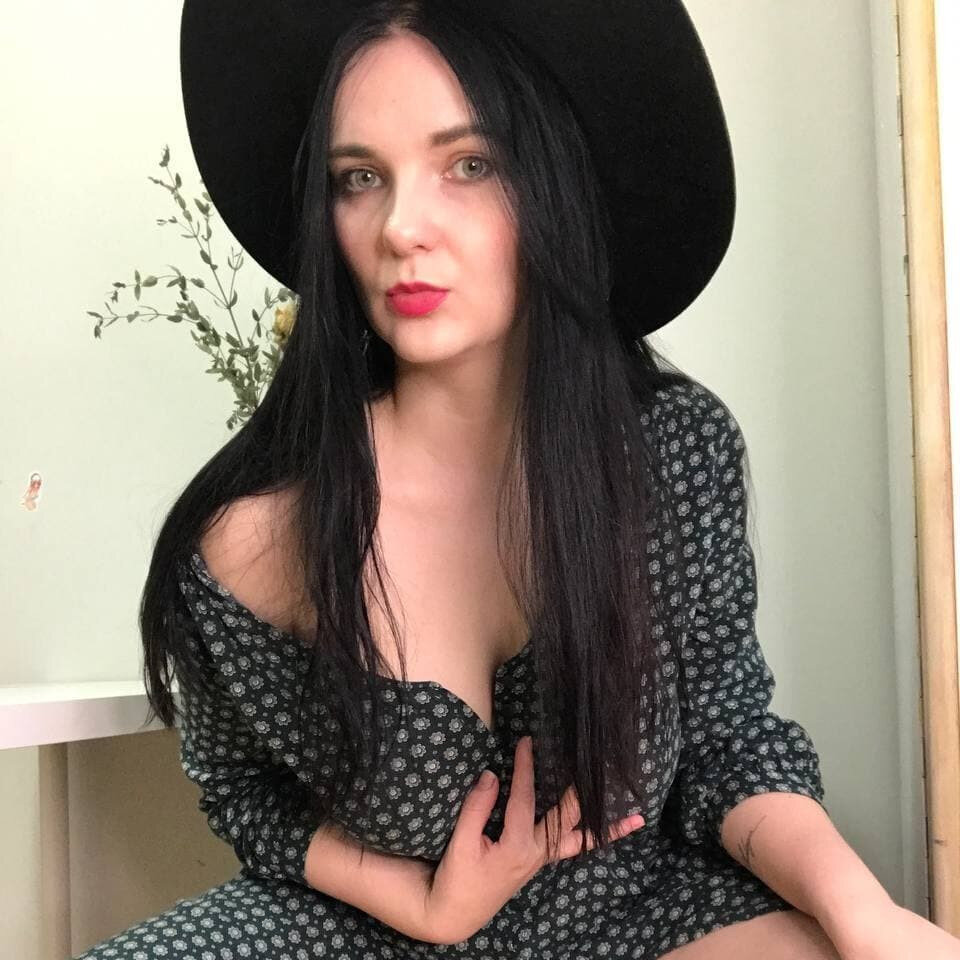 Mommydana (@mommydana), OnlyFans creator