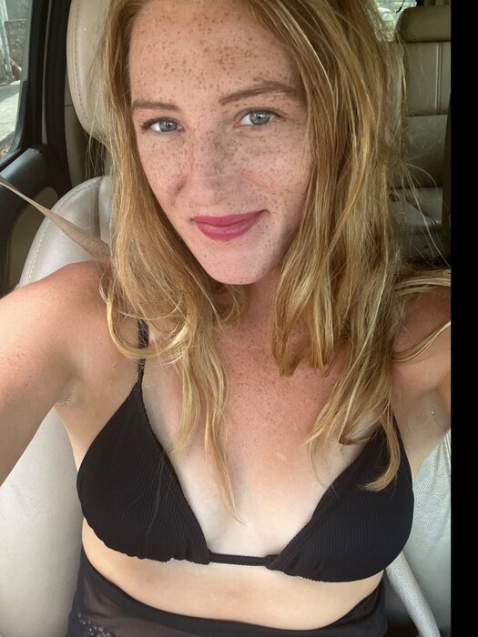 Mommydances (@mommydances), OnlyFans creator