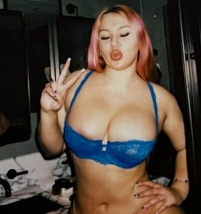 Mommygalactica (@mommygalactica), OnlyFans creator