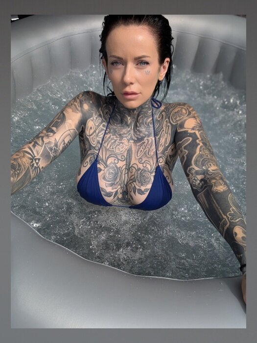 Mommymelodyradford (@mommymelodyradford), OnlyFans creator